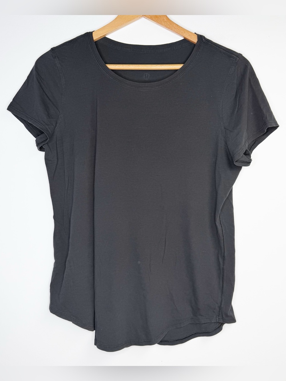 Lululemon Black Short Sleeve T-Shirt
